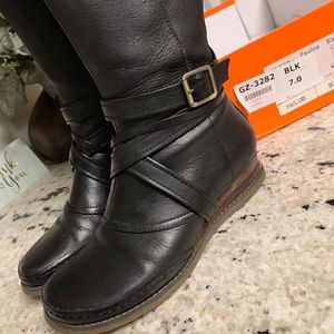 Miz Mooz Tall black boots over calf, zipper